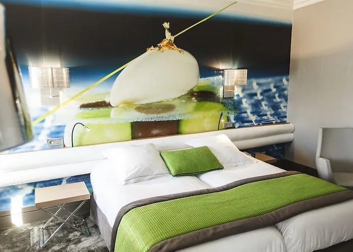 Hostellerie Du Chapeau Rouge