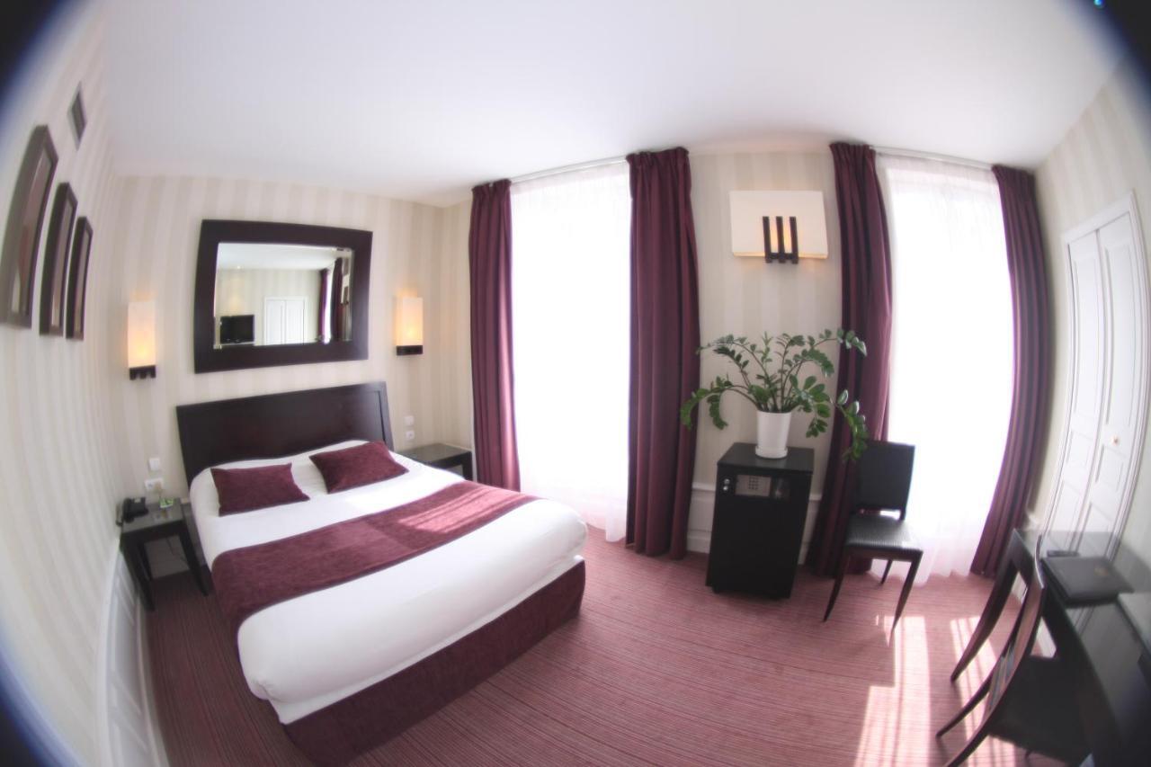 Du Rouge Hotel